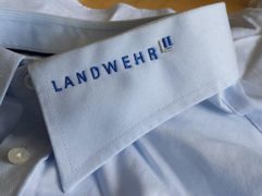 HAKRO Hemden Kragen mit Firmen-Logo bestickt